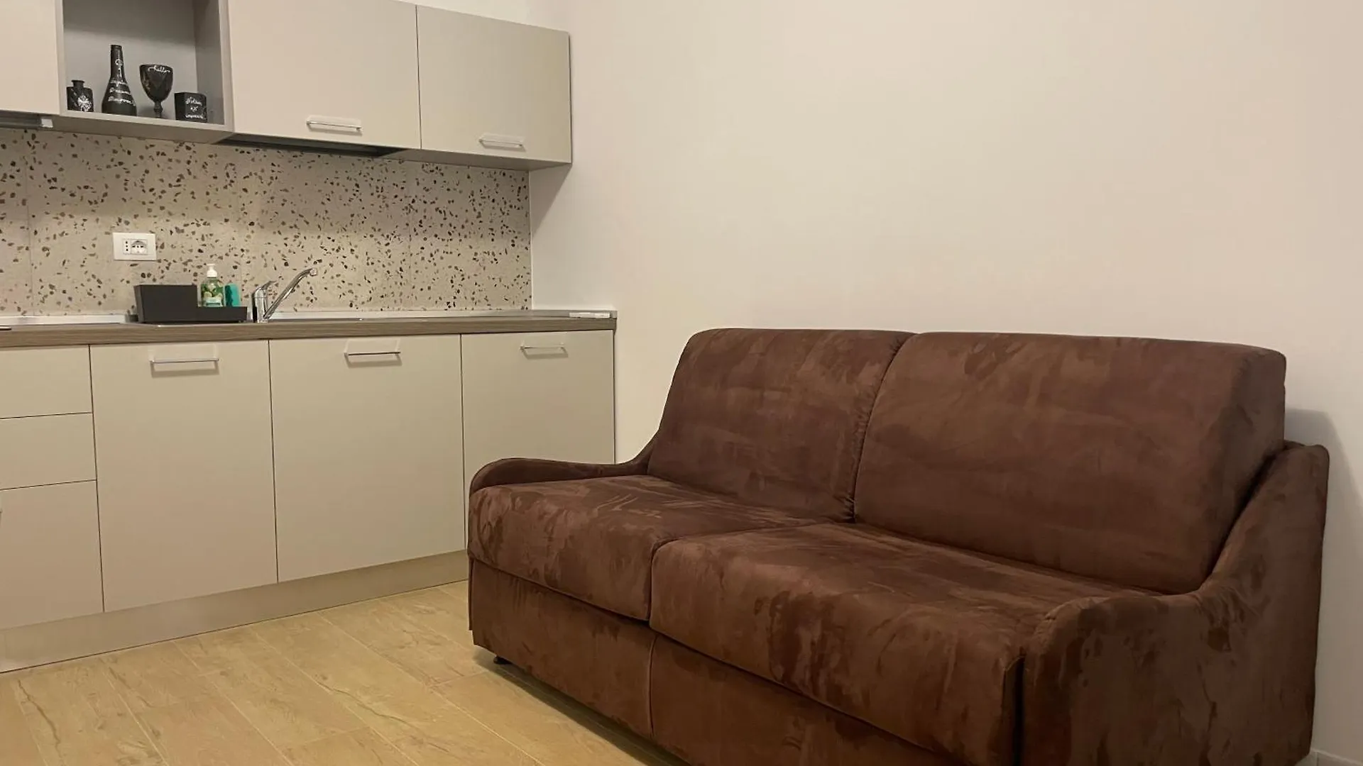 Condottieri'S Hidden Home Rome Apartment